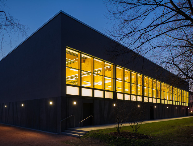 Dreifeld-Schulsporthalle, Dresden-Klotzsche