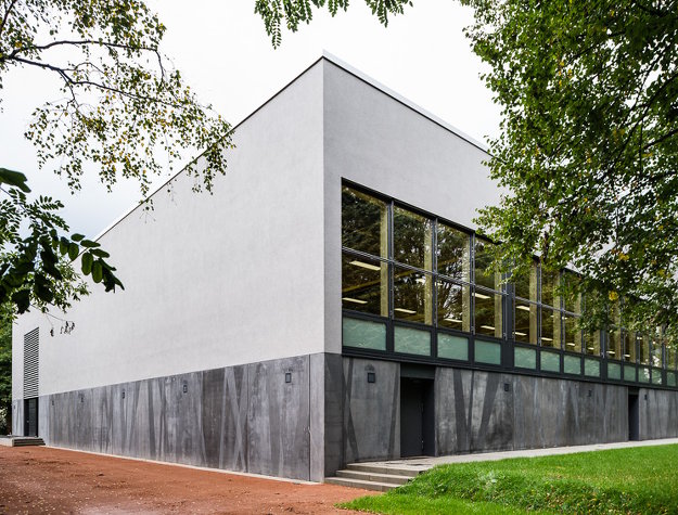 Dreifeld-Schulsporthalle, Dresden-Klotzsche